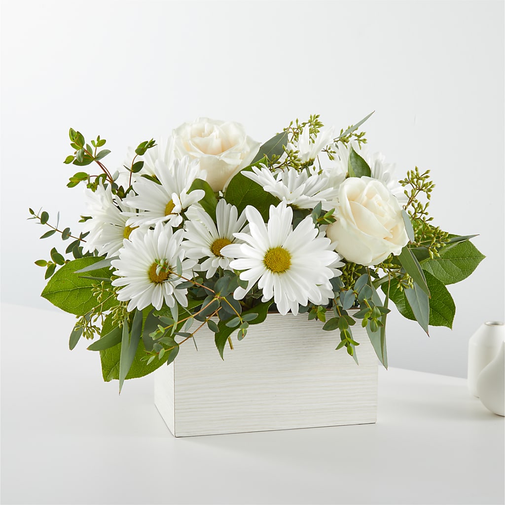 Fresh Linen Box Bouquet – Bird Of Paradise Flowers, Bristol PA