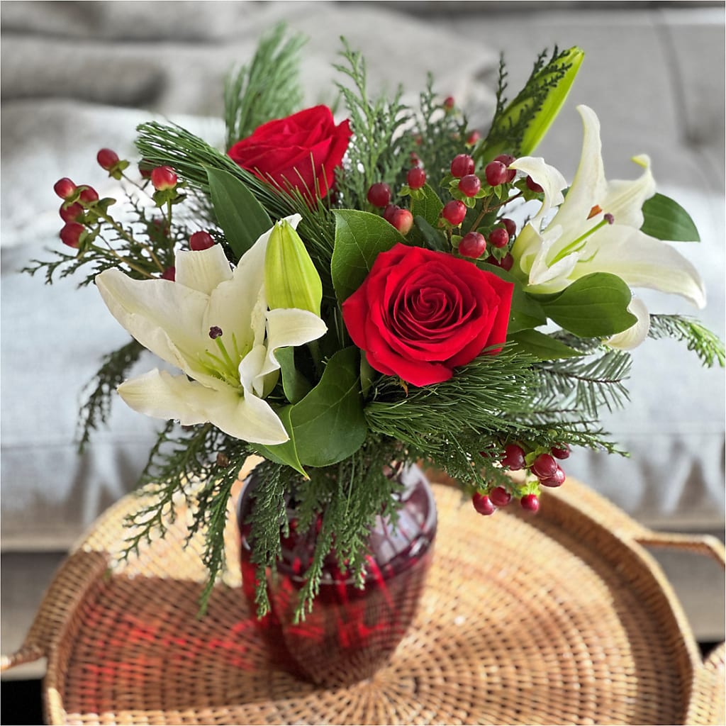 Evergreen Delight Bouquet – Bird Of Paradise Flowers, Bristol PA