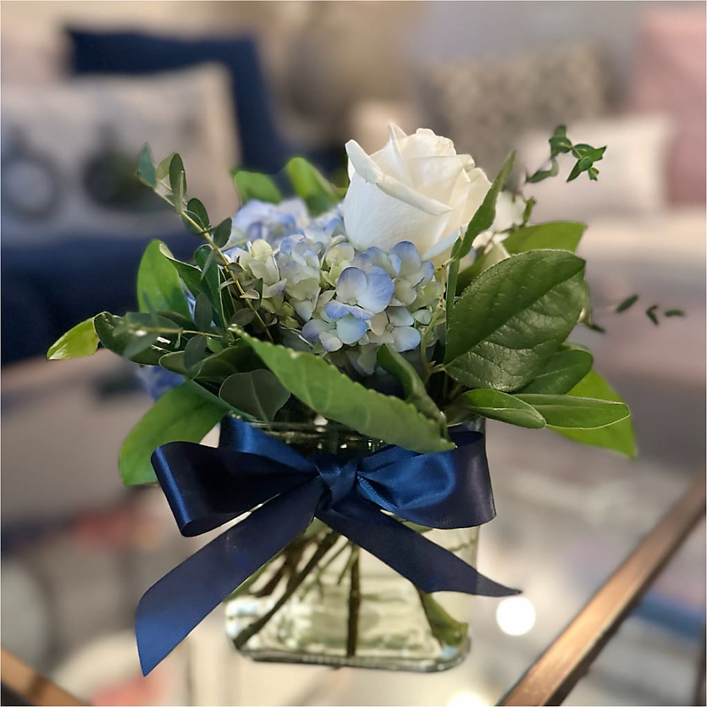 Sky Blue Delight Bouquet –  Bird Of Paradise Flowers, Bristol PA