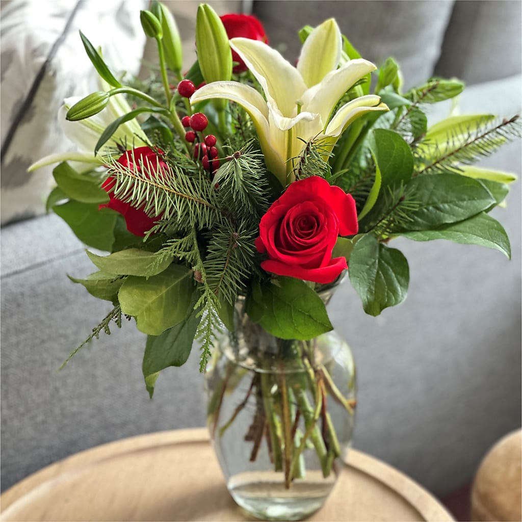Sparkling Snowflakes Bouquet –  Bird Of Paradise Flowers, Bristol PA