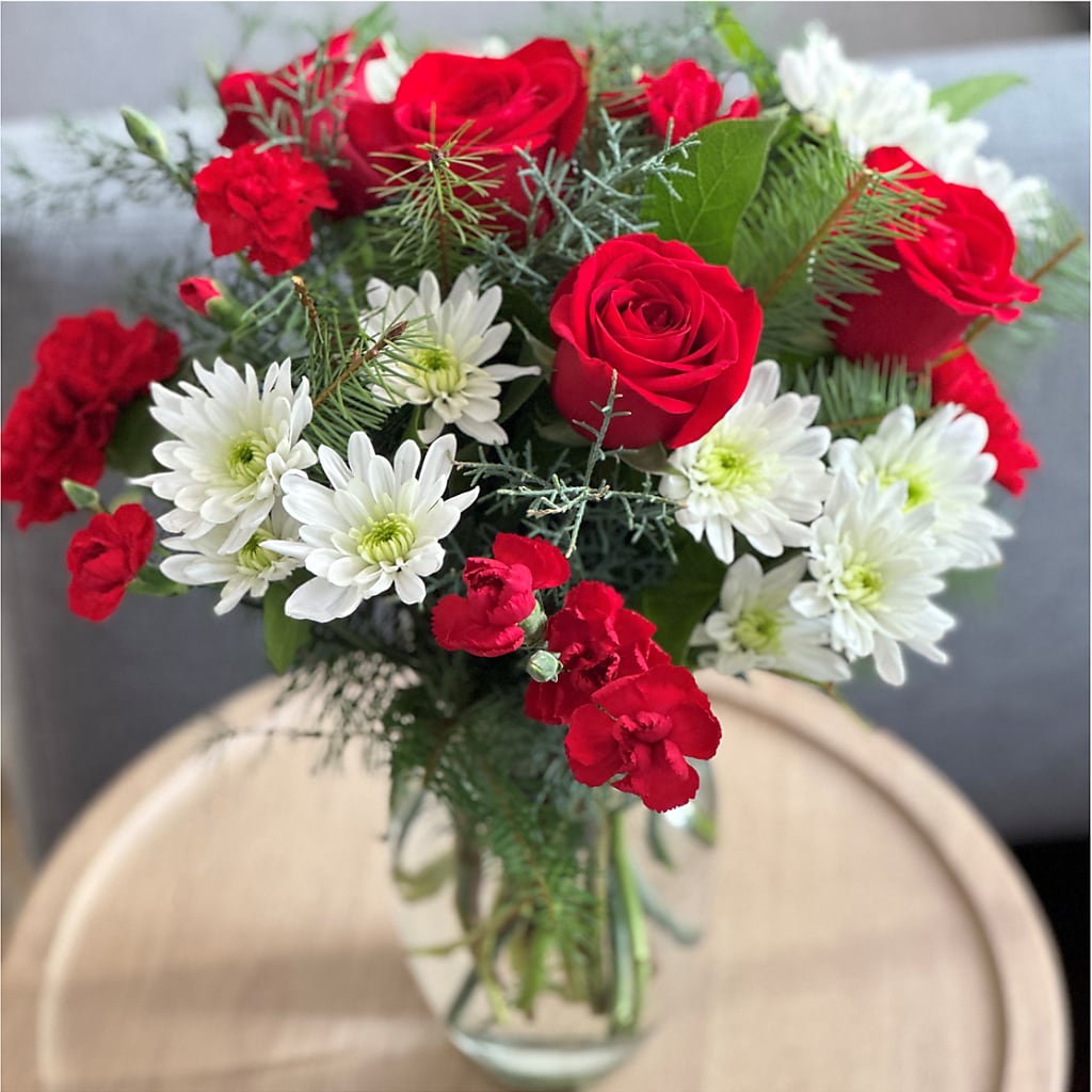 Seasonal Magic Bouquet –  Bird Of Paradise Flowers, Bristol PA